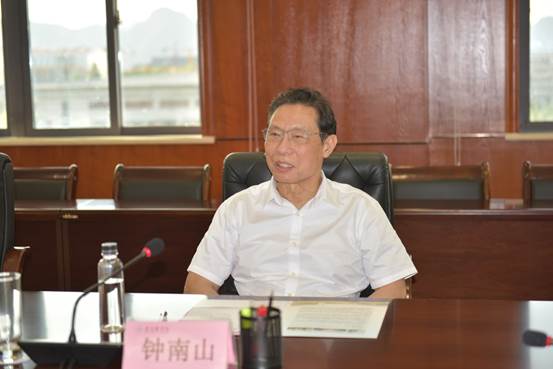 说明: H:\新建文件夹\DSC_5660.JPG